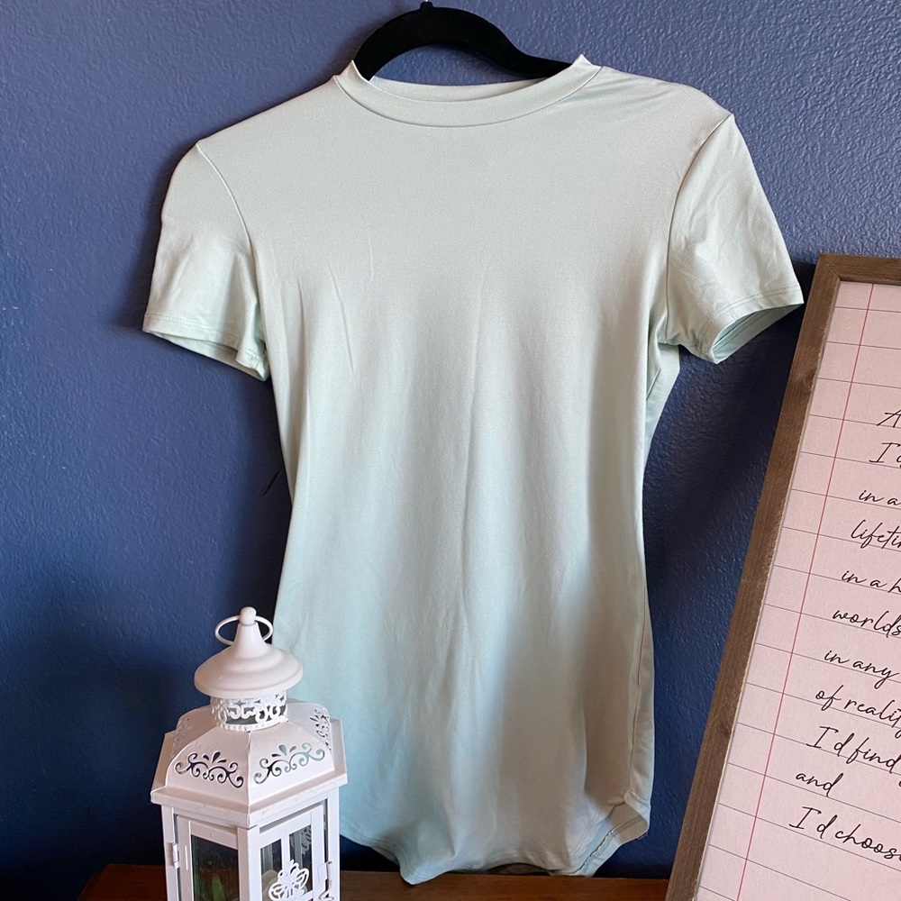 Mint green stretch tshirt size xs